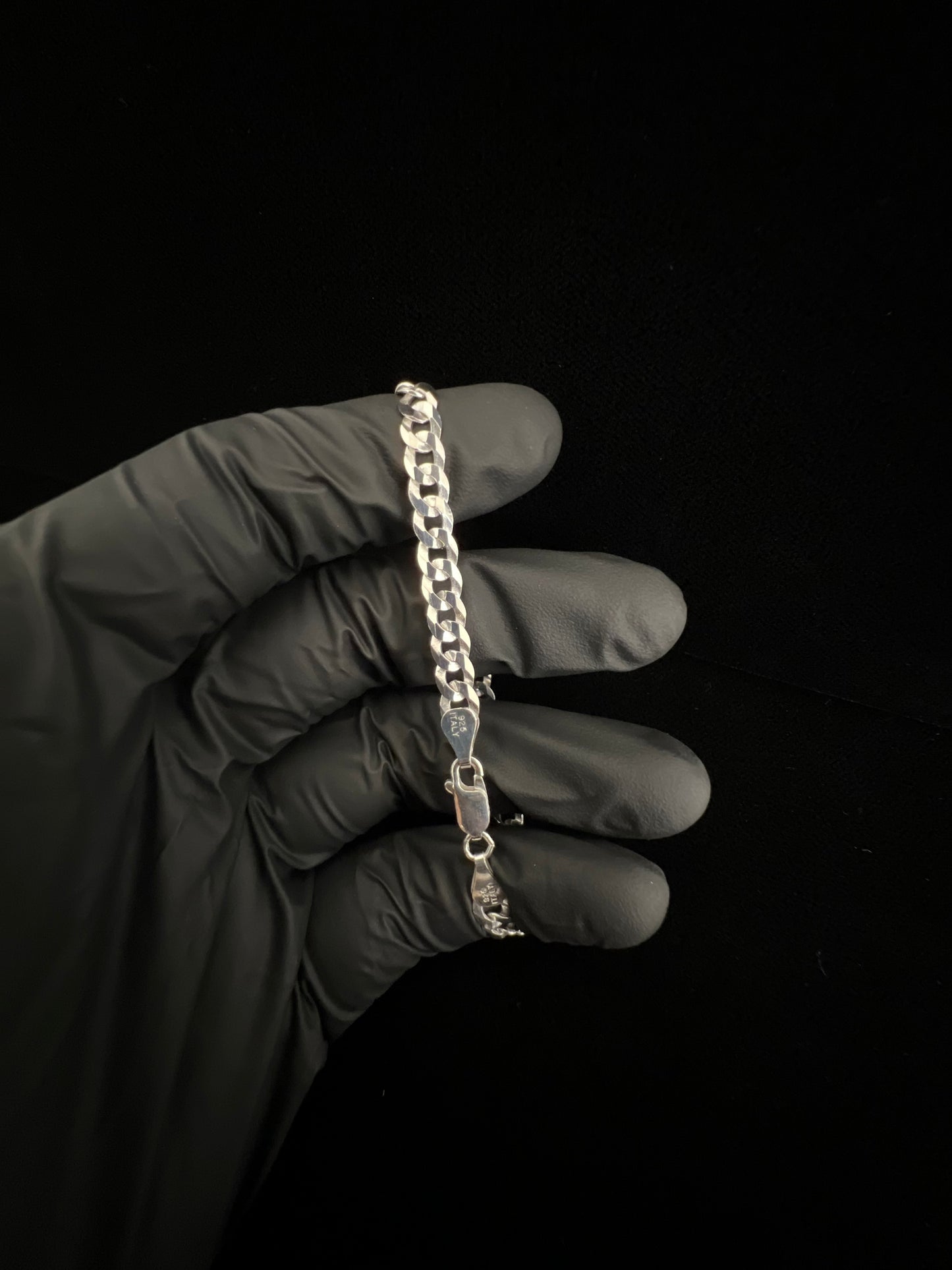 5.2mm Curb Bracelet ￼