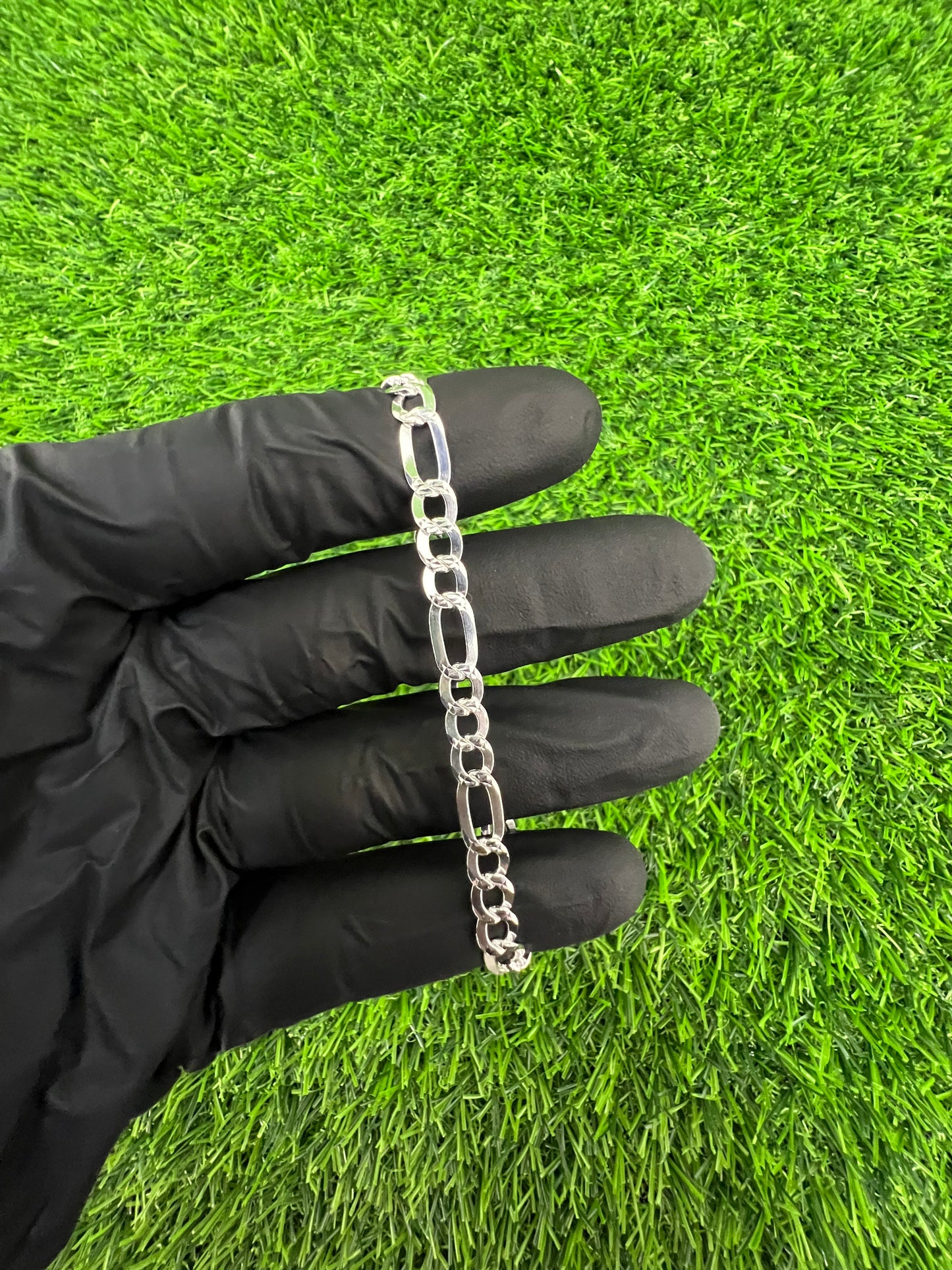 5.8mm Figaro Diamond Cut Bracelet ￼