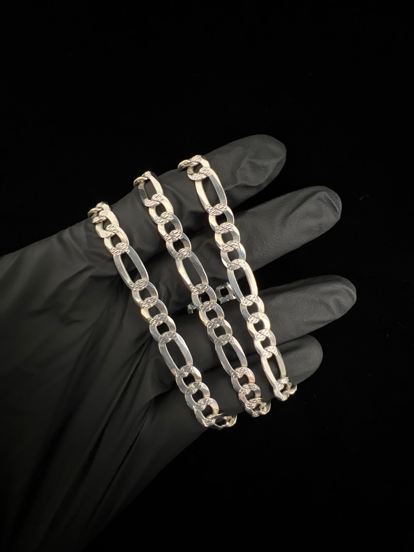 7.8mm Figaro Diamond Cut Chain