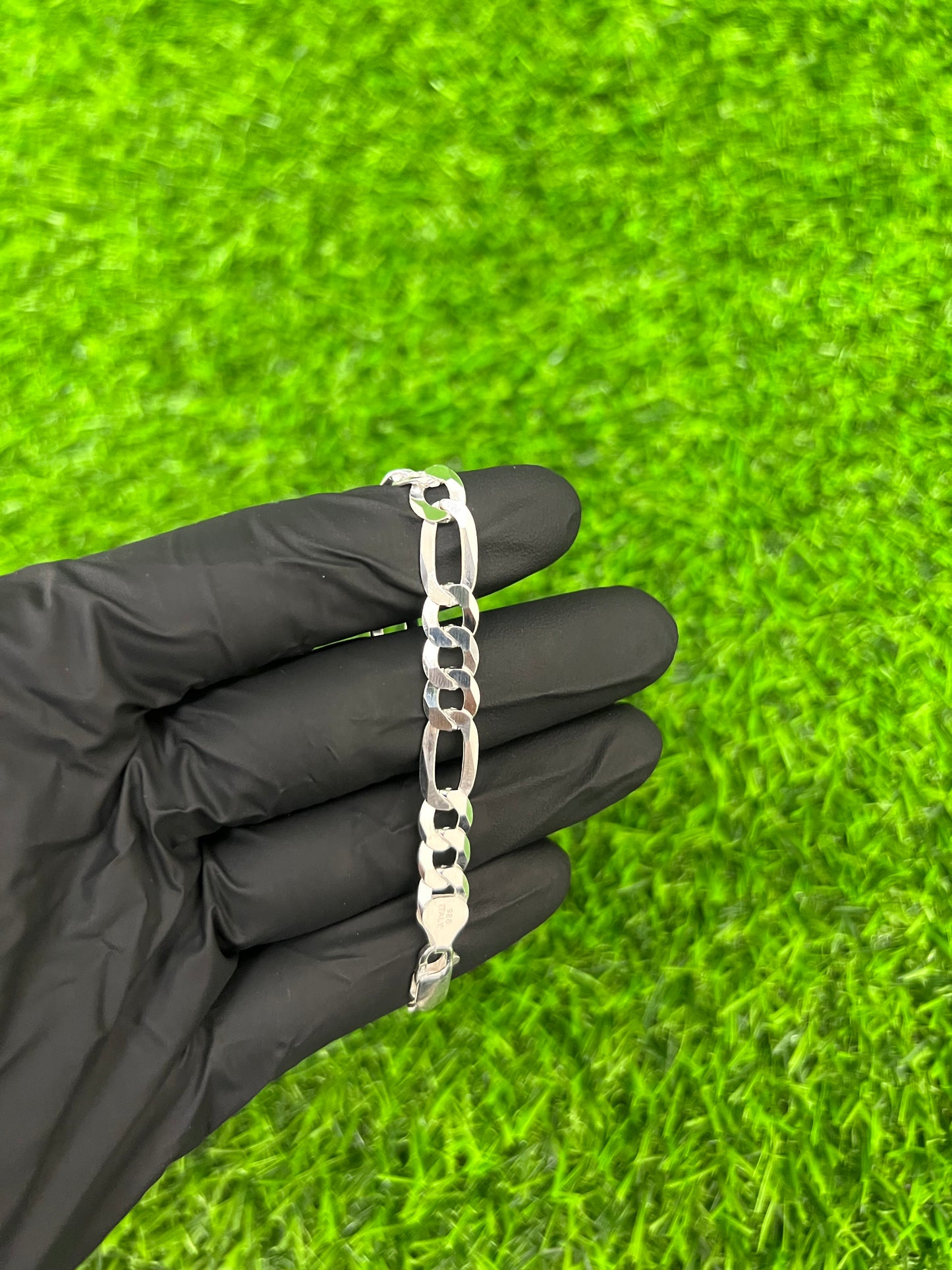 7.8mm Figaro Diamond Cut Bracelet