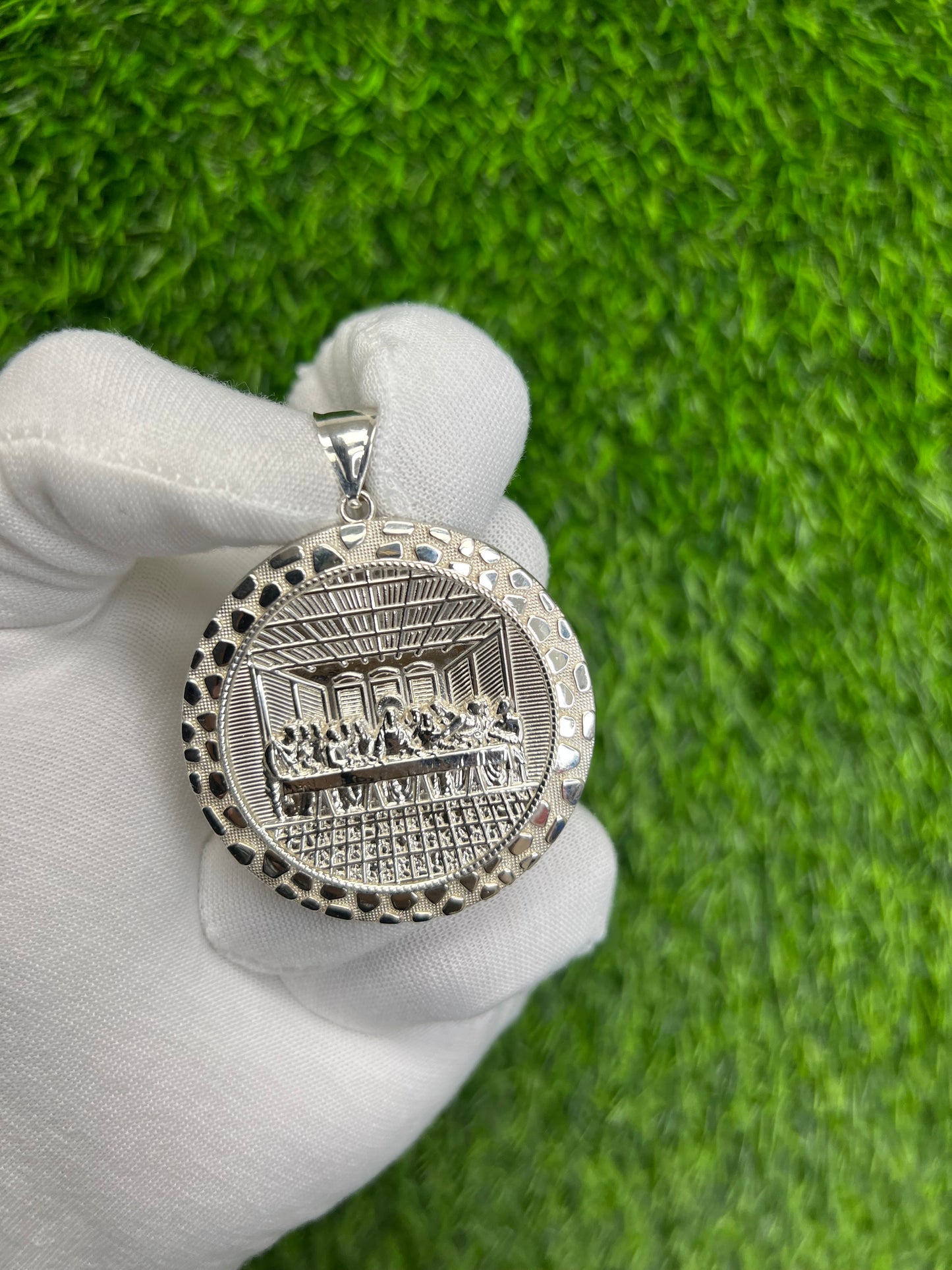 Round Nugget Last Supper Pendant