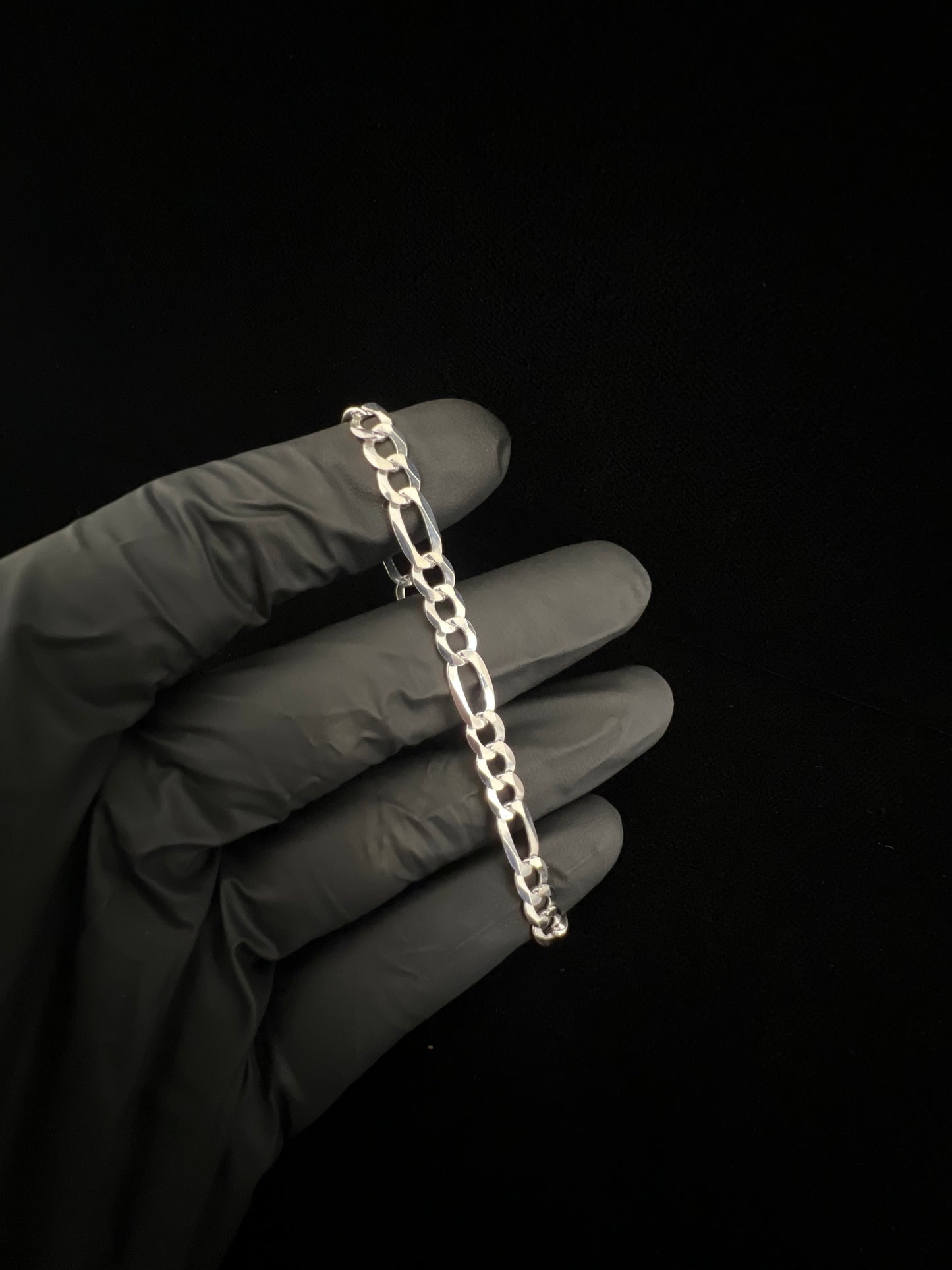 5.8mm Figaro Diamond Cut Bracelet ￼