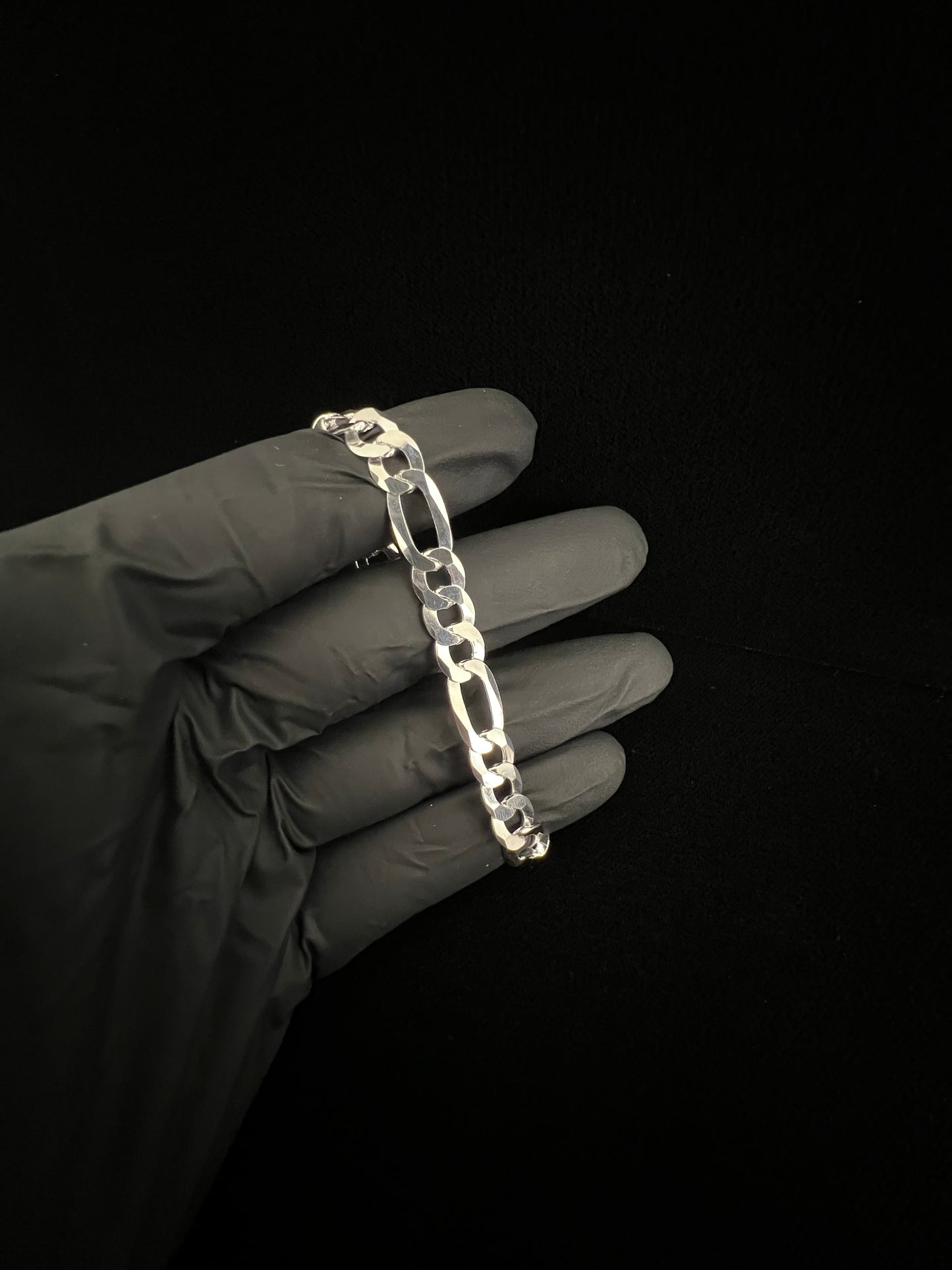 7.8mm Figaro Diamond Cut Bracelet