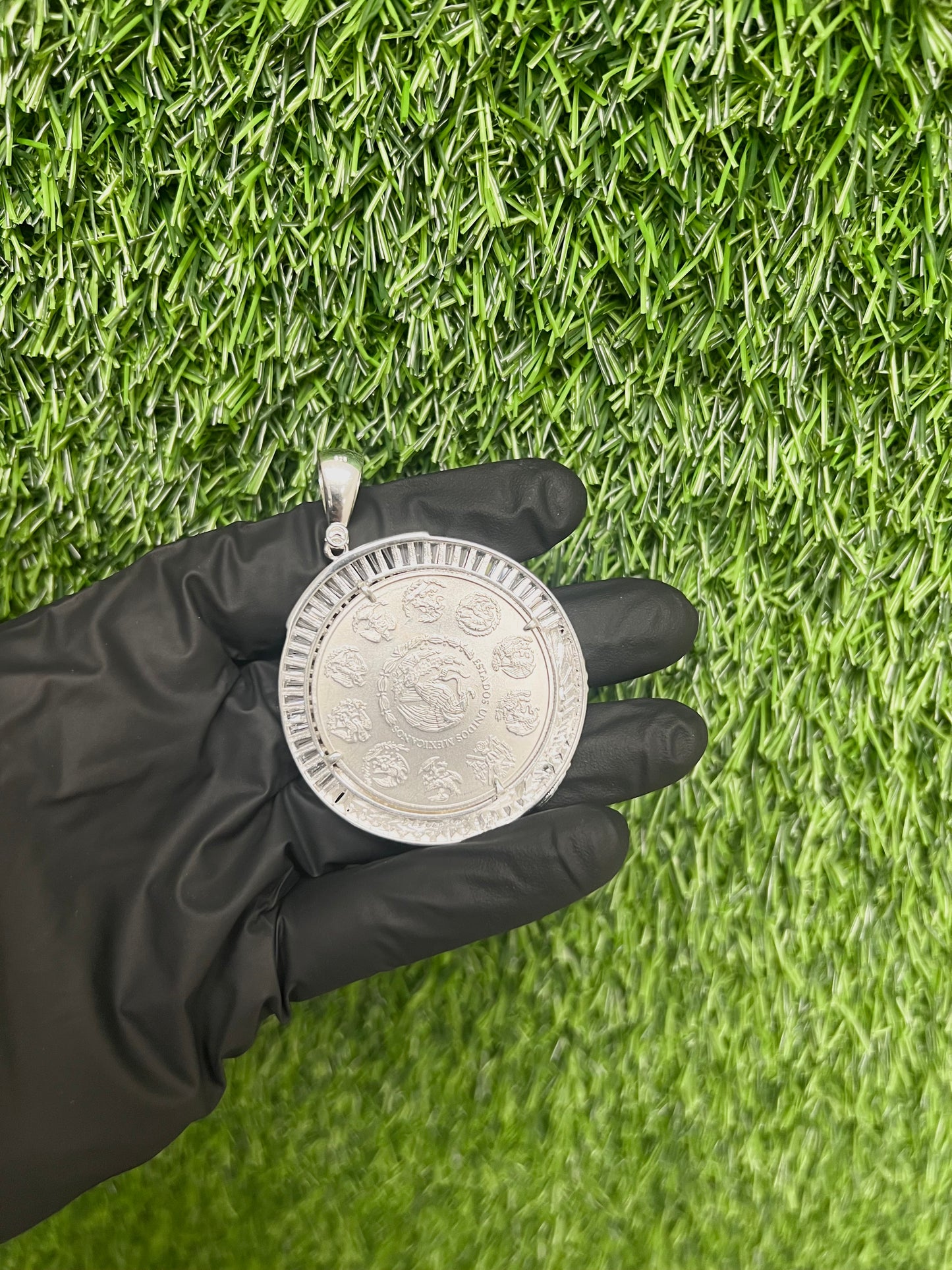 Eagle Centenario pendant .999 Silver