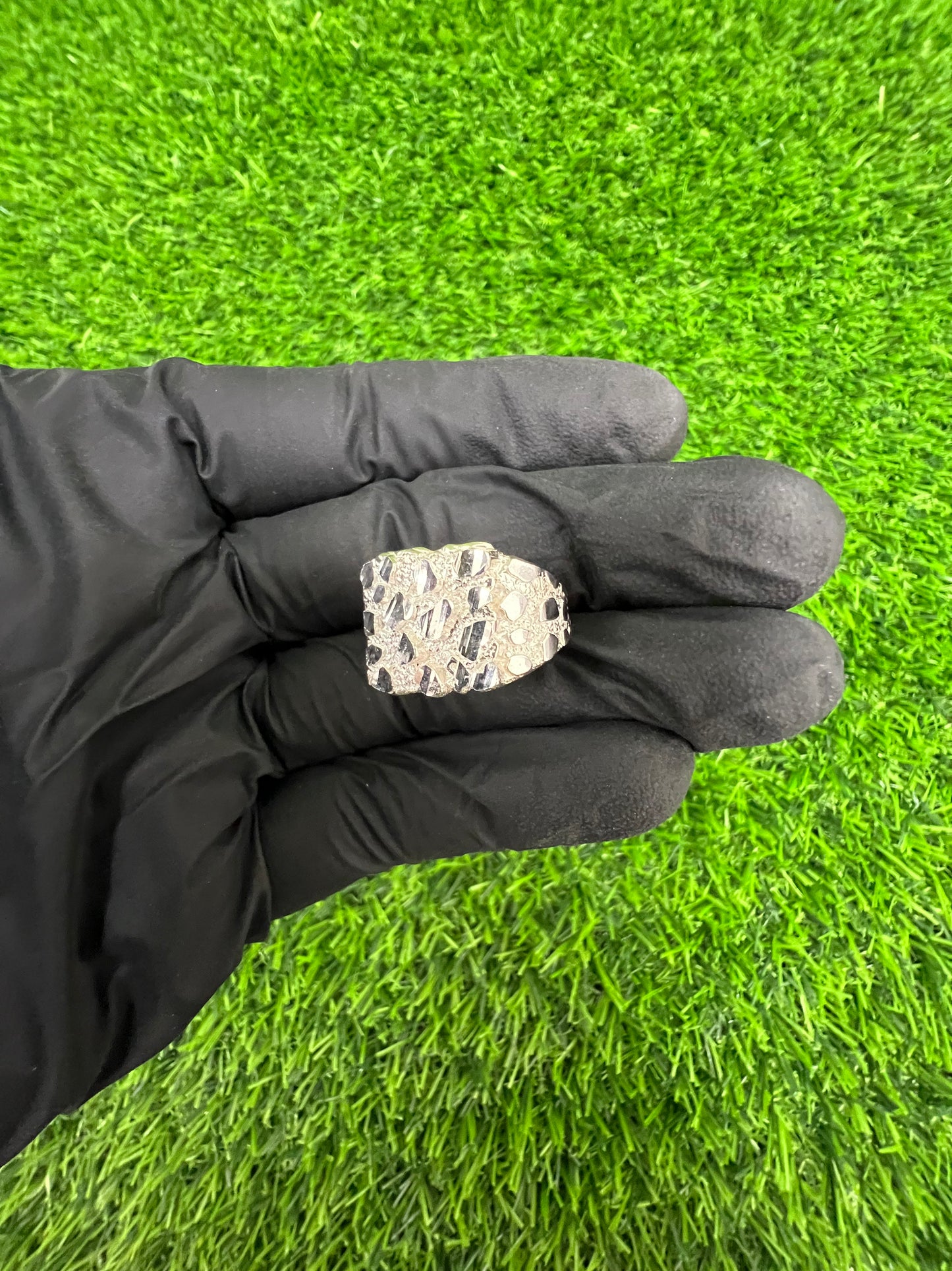 Large Nugget Ring ￼