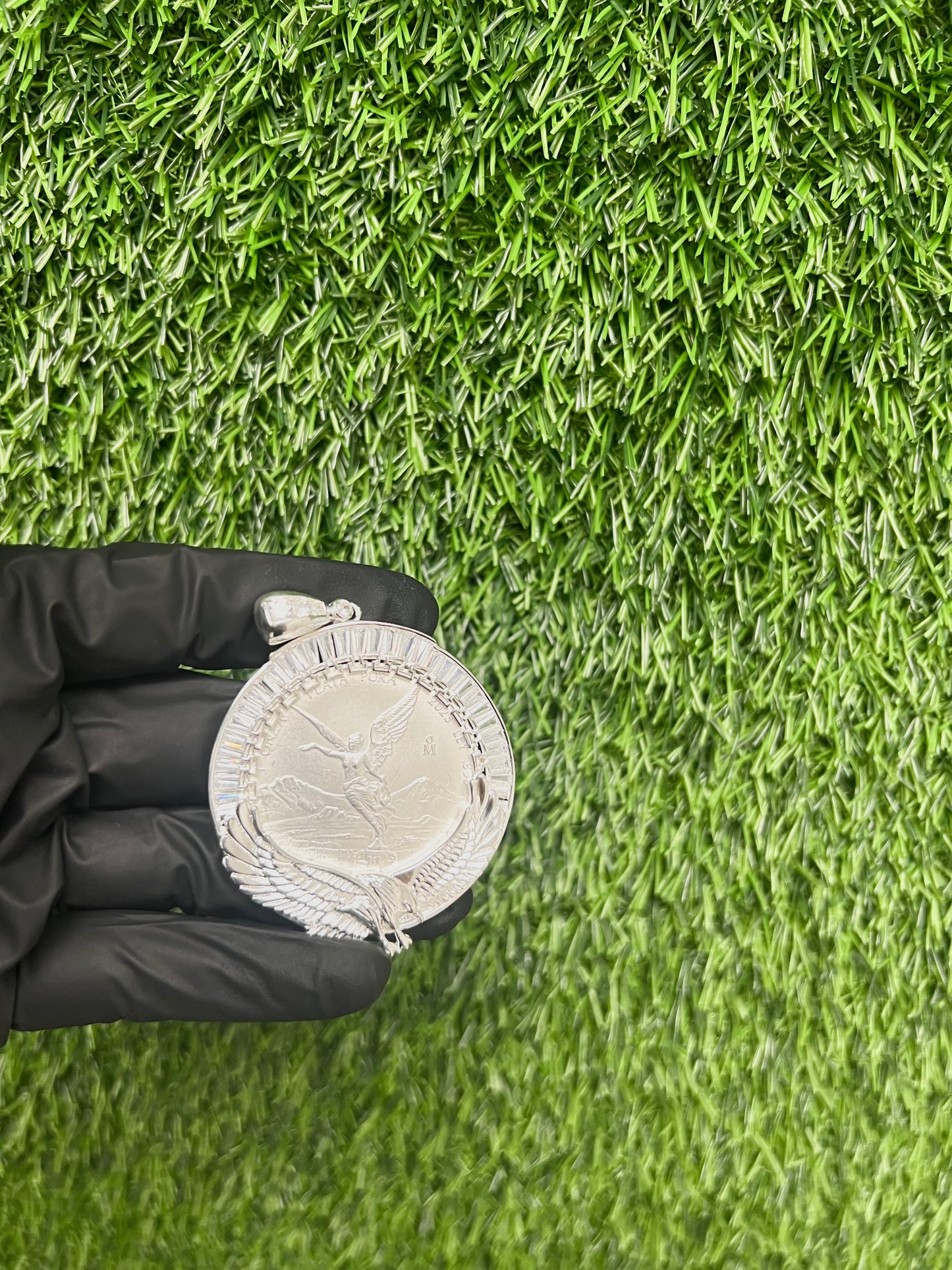 Eagle Centenario pendant .999 Silver