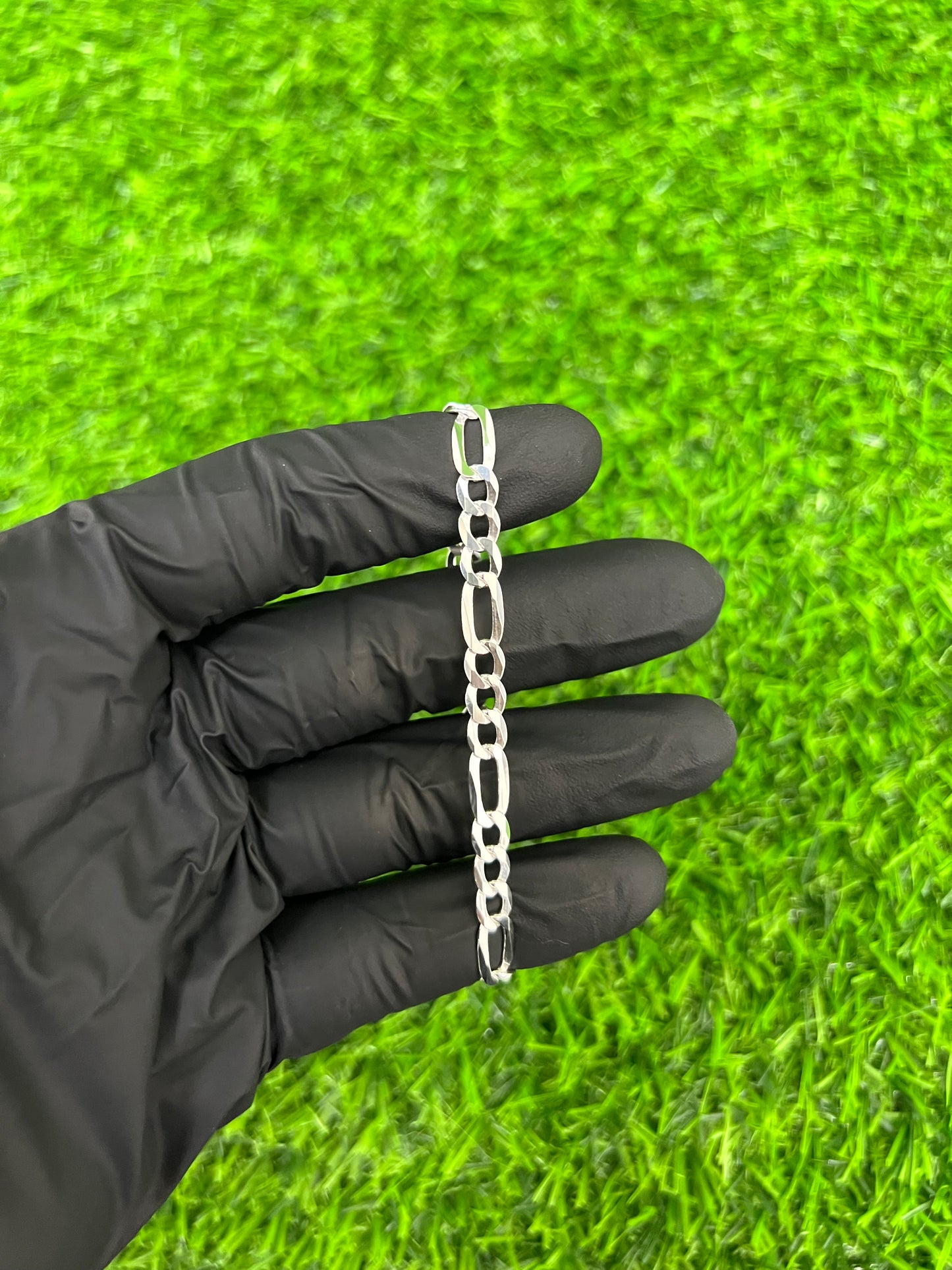 5.6mm Figaro Bracelet ￼