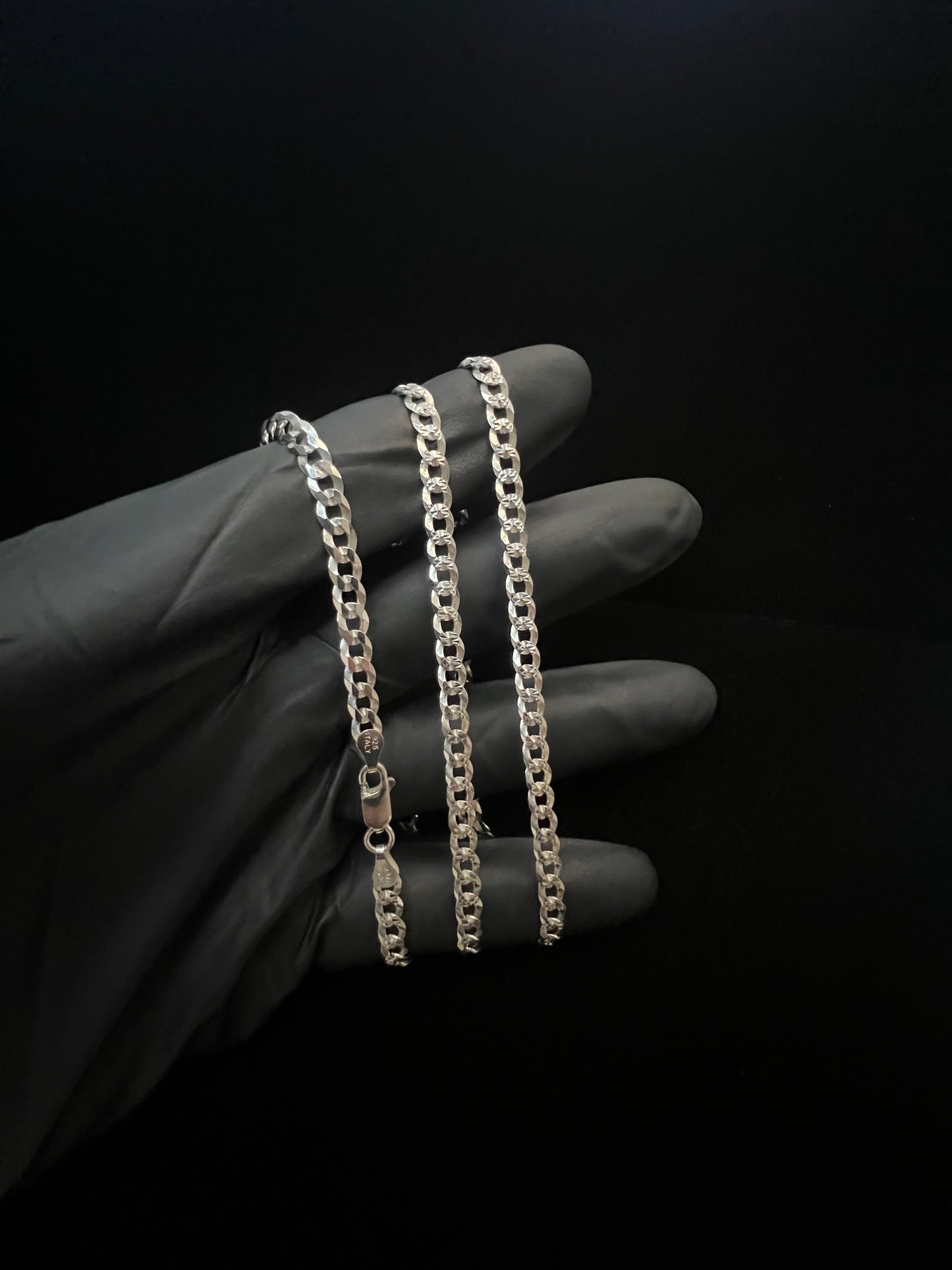 4.6mm Curb Diamond Cut Chain ￼