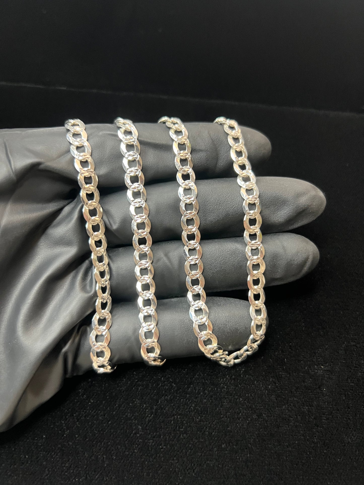 6.1mm Curb Diamond Cut Chain ￼