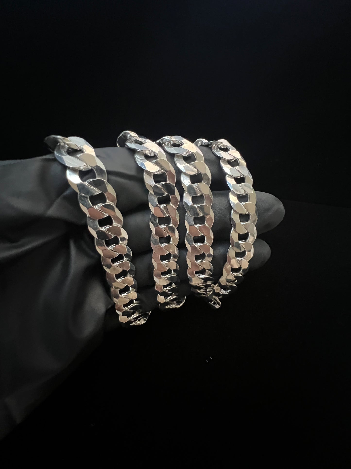 11.2mm Curb Diamond Cut Chain