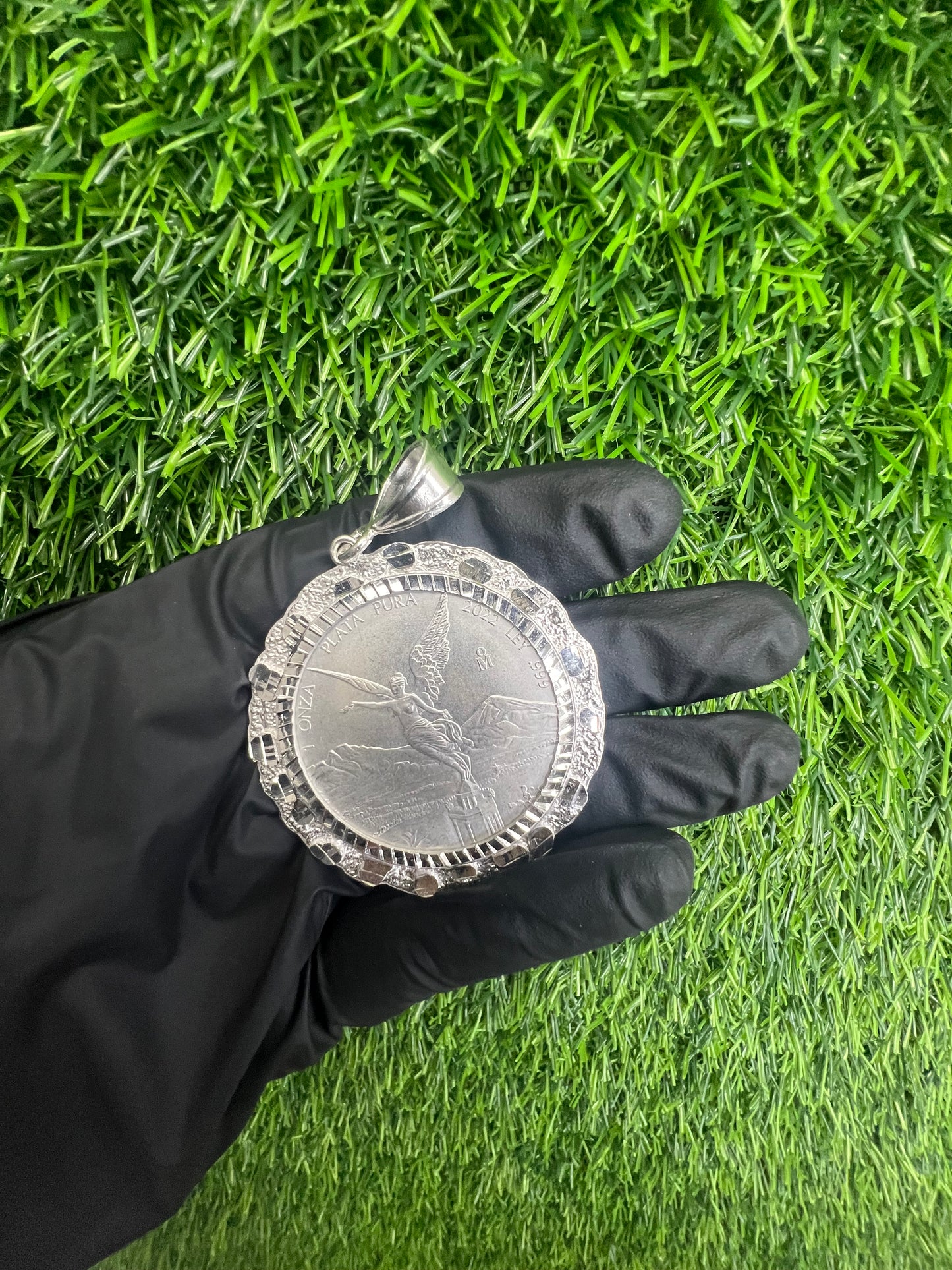 Nugget Centenario Pendant .999 silver￼