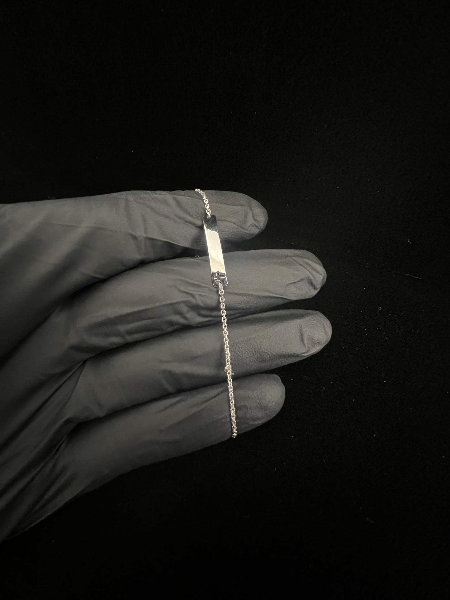 Cross Baby Bracelet ￼